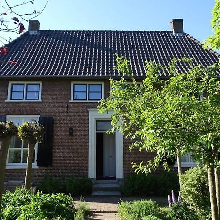 Appartement In Boerderij Uit 1870 เอลสท์ ภายนอก รูปภาพ
